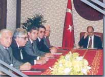 Turkiye prezidenti     E.N.Sezerin qebulunda